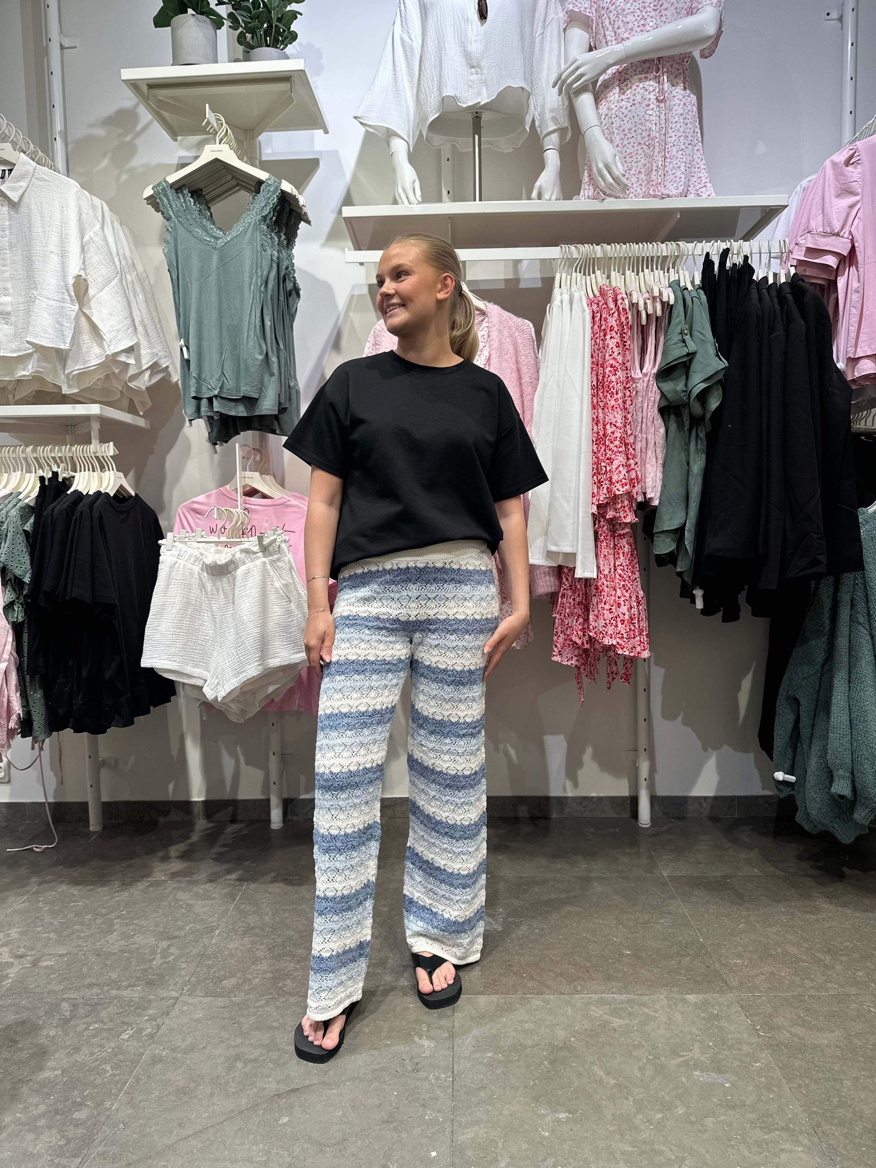 NMLAIKA Trousers - Birch - VERO MODA & VILA Bergvik